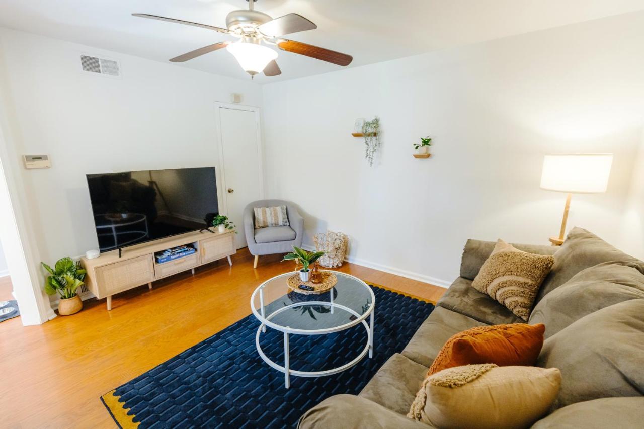 Centrally Located 2Br Overton Square Unit 2 Fast Wifi Free Parking Yes Pets Memphis Exterior foto